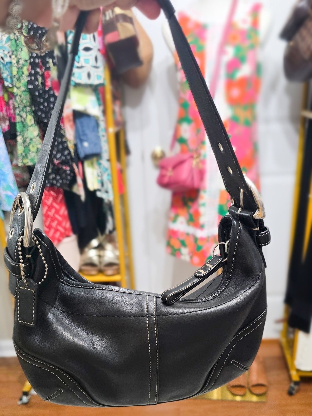 Coach Black Leather Shoulder Bag with White Stitching - Picture 9 of 11